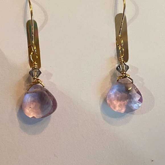 Natural pink amethyst briollete earrings - Picture 3 of 3